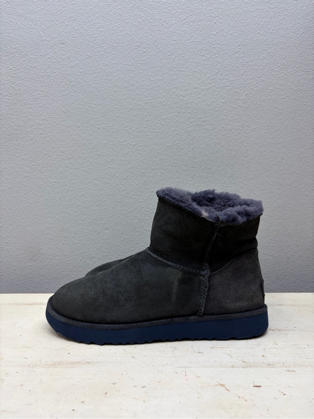 Ugg Blue Suede Classic Cuff Mini Boots Size 8.5